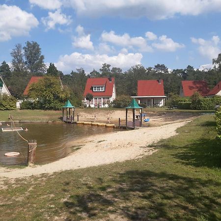 Bungalow - 6 Personen Gelegen In De Nabije Omgeving Van Avonturenpark Hellendoorn En De Prachtige Sallandse Heuvelrug En Eelerberg 外观 照片