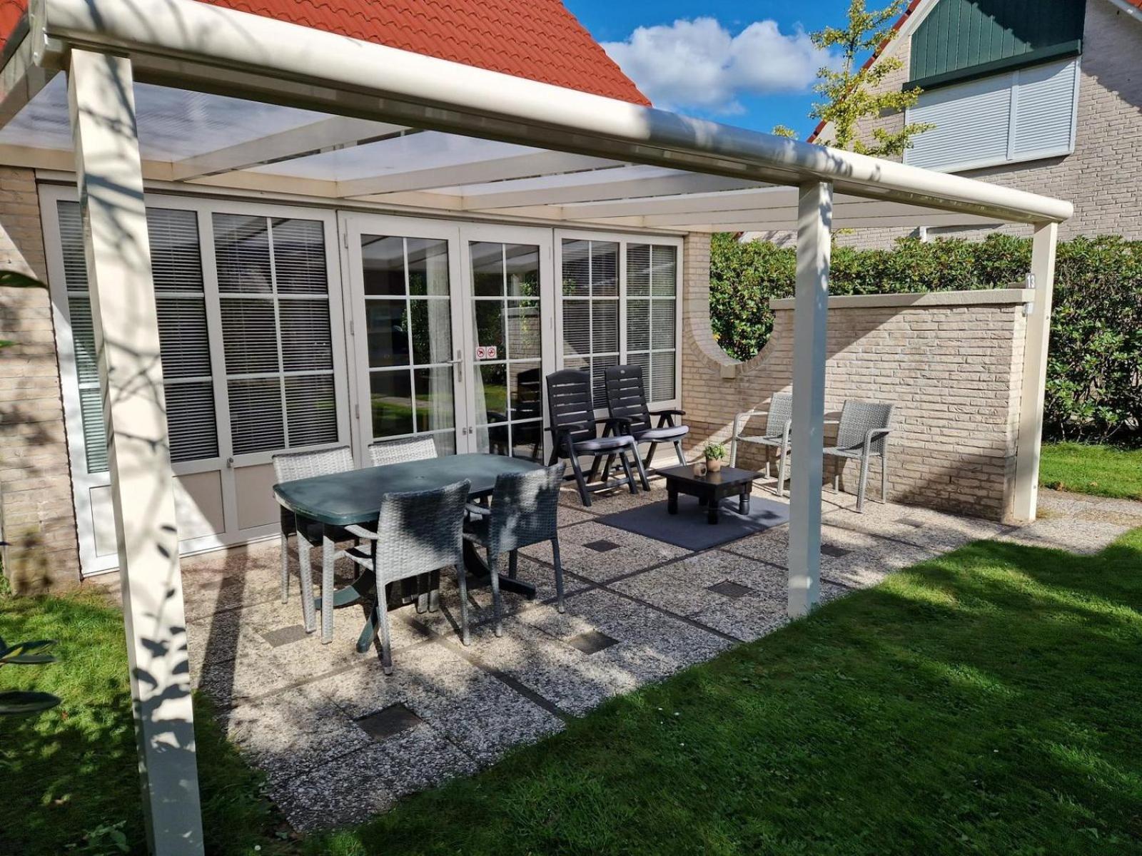 Bungalow - 6 Personen Gelegen In De Nabije Omgeving Van Avonturenpark Hellendoorn En De Prachtige Sallandse Heuvelrug En Eelerberg 外观 照片